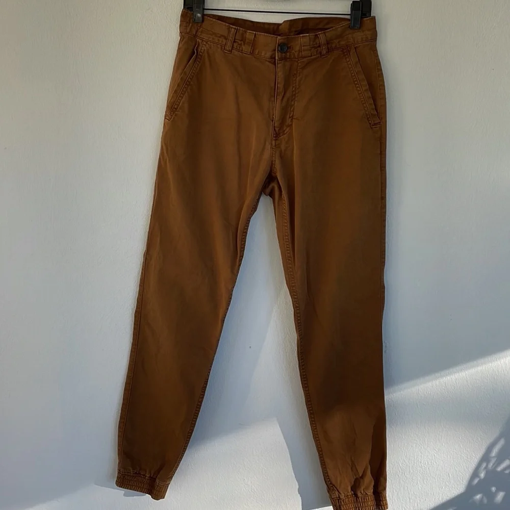 Banana Republic men’s brown tapered elastic ankle cotton khaki pants size 31